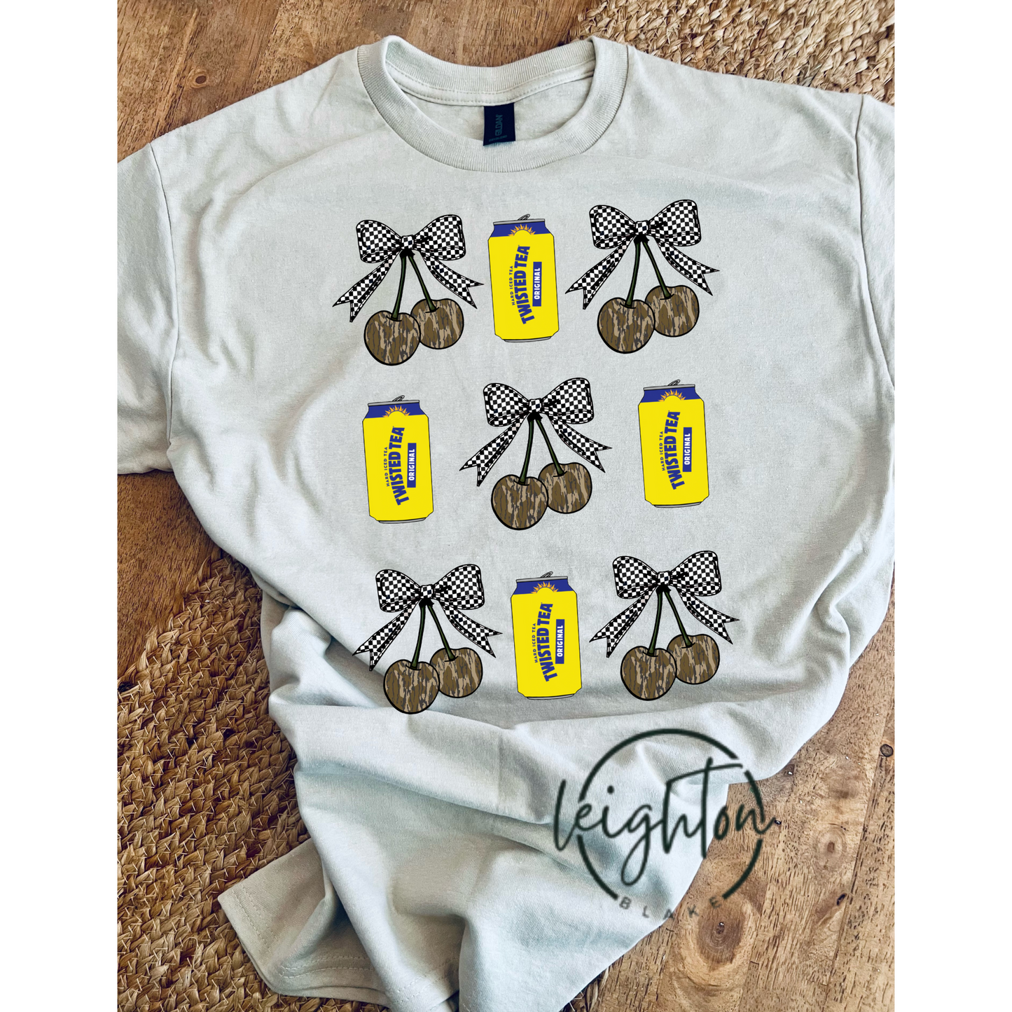 Tea & Bows Tee